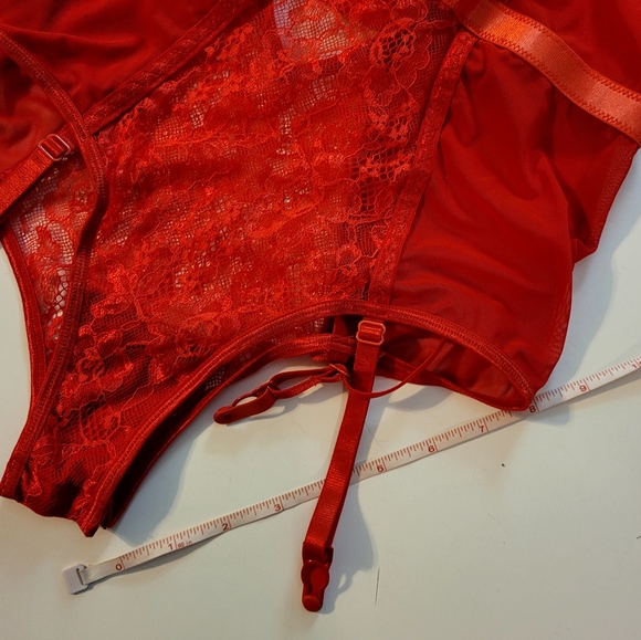 Leg Avenue Sheer Teddy - Picture 6 of 16